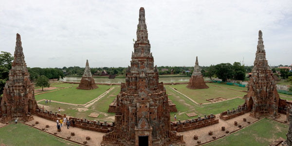 Ayuthaya - Wat Chaiwatanaram panorama view