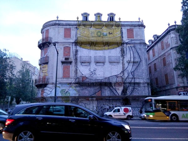 Portugal - Lisbon Street Art Crono Project Blu man