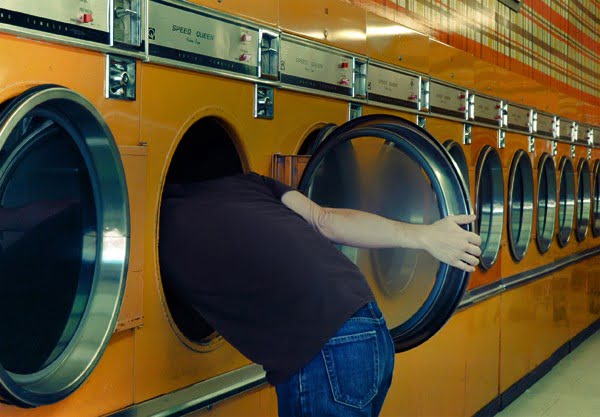 Laundry - Sergio LA