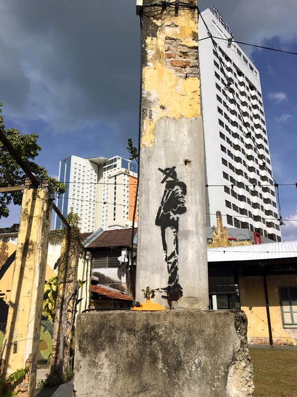 Penang Street Art - Hin Bus Depot Nafir Pillar