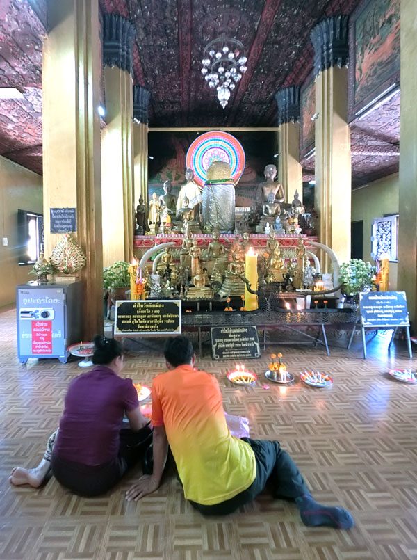 Laos Vientiane Simuang Altar