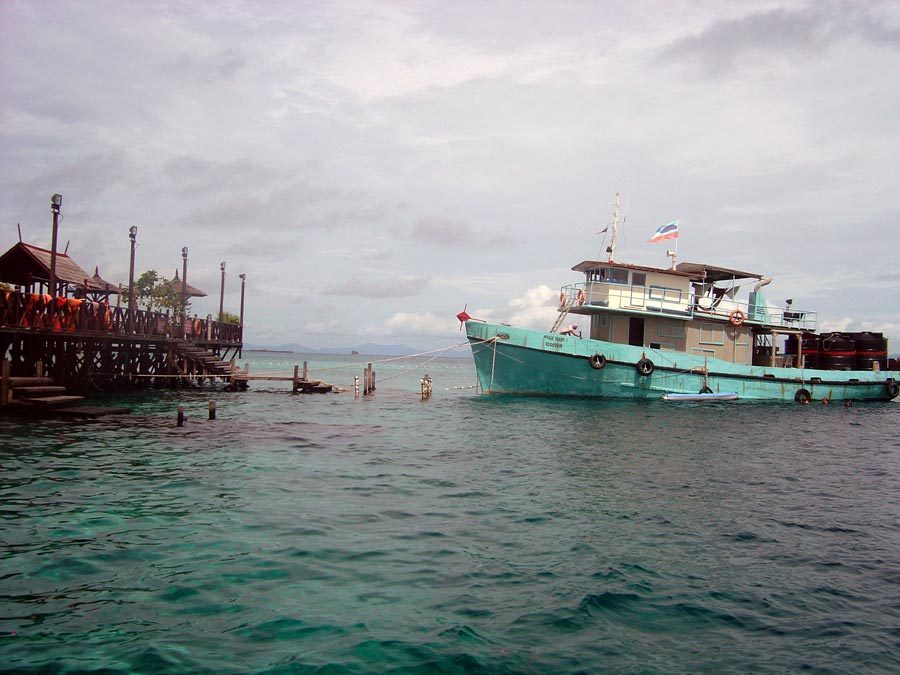 Sipadan Kapalai Resort Boat