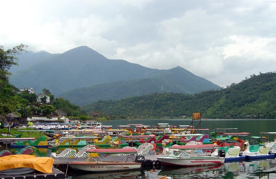 Hualien Liyu Boats