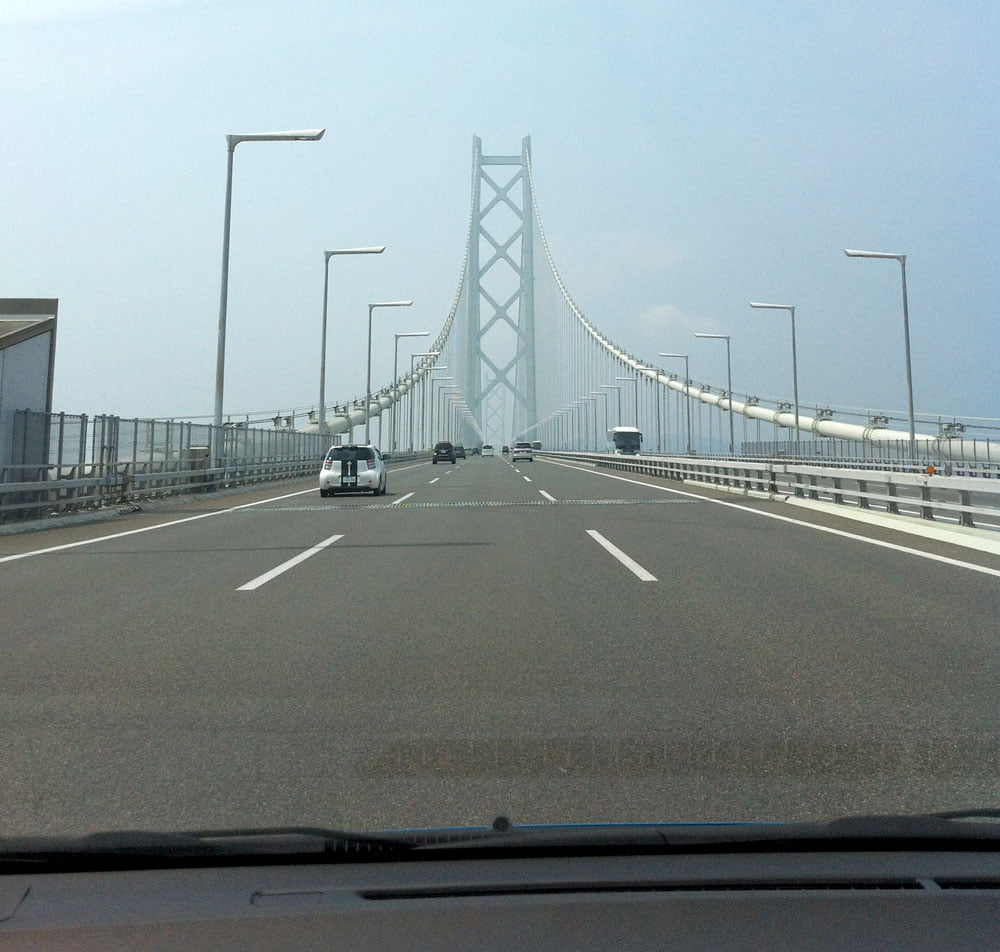 Akashi Kaikyo Bridge Driving