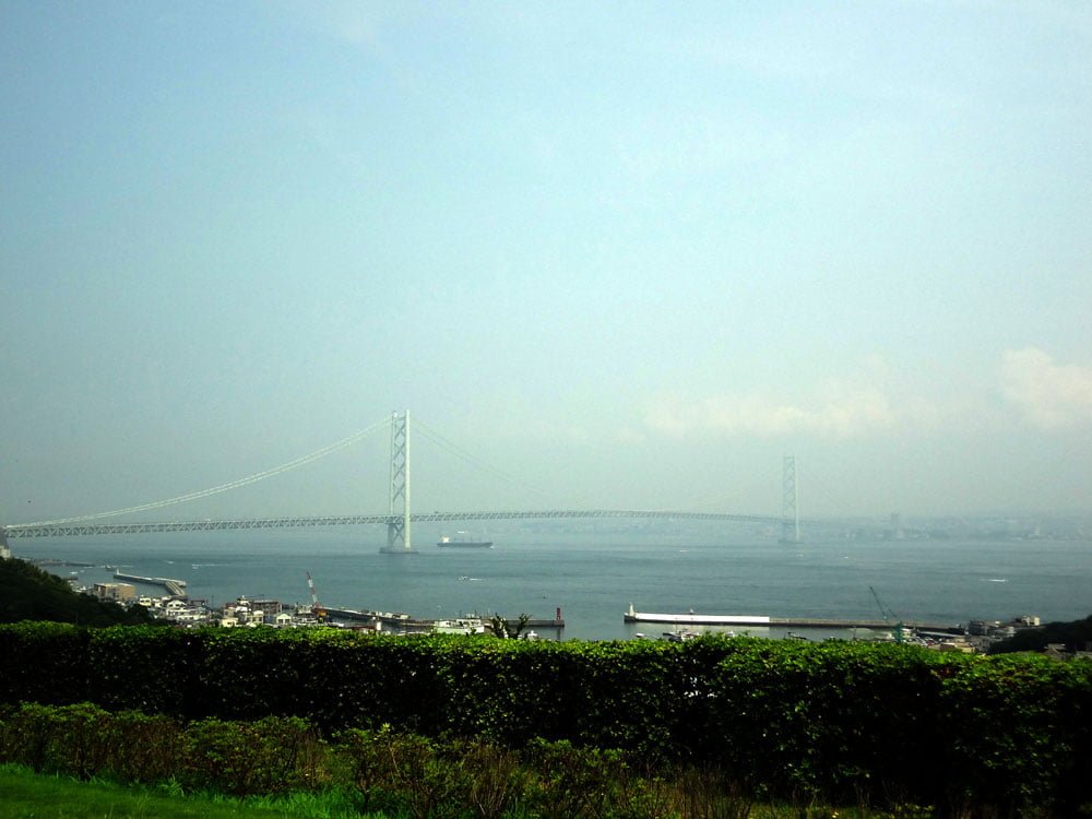 Akashi Kaikyo Bridge Foggy