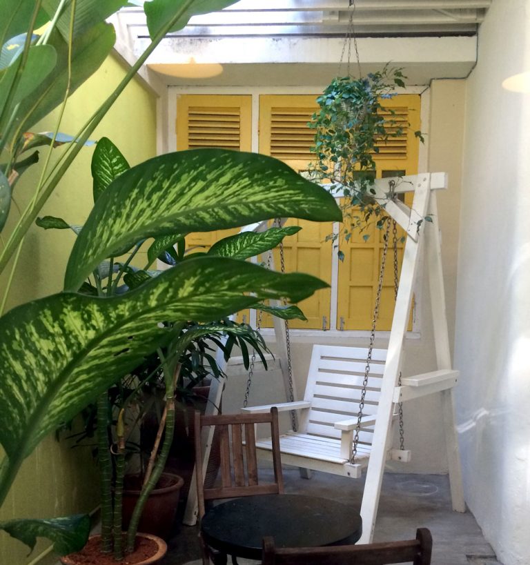 Penang Mango Tree Place Courtyard Swing