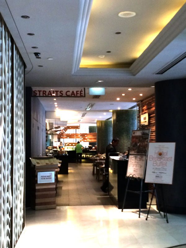 Rendezvous Hotel SG - Straits Cafe