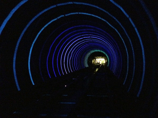 Shanghai Spring - Bund Sightseeing Tunnel Effect