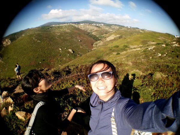 Portugal - Cabo Da Roca Grass Selfie