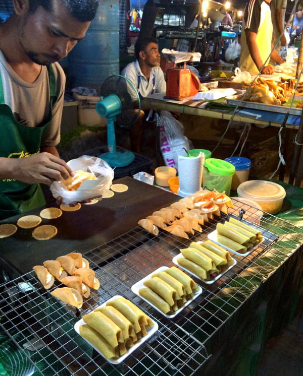 Phuket Wat Suwankiriket Market Food