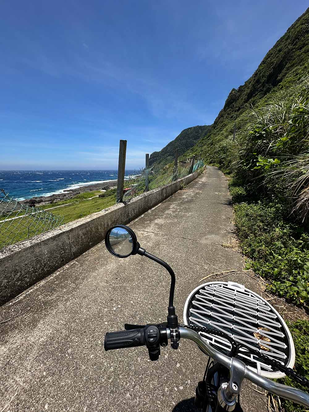 Lanyu Lighthouse Path Bike