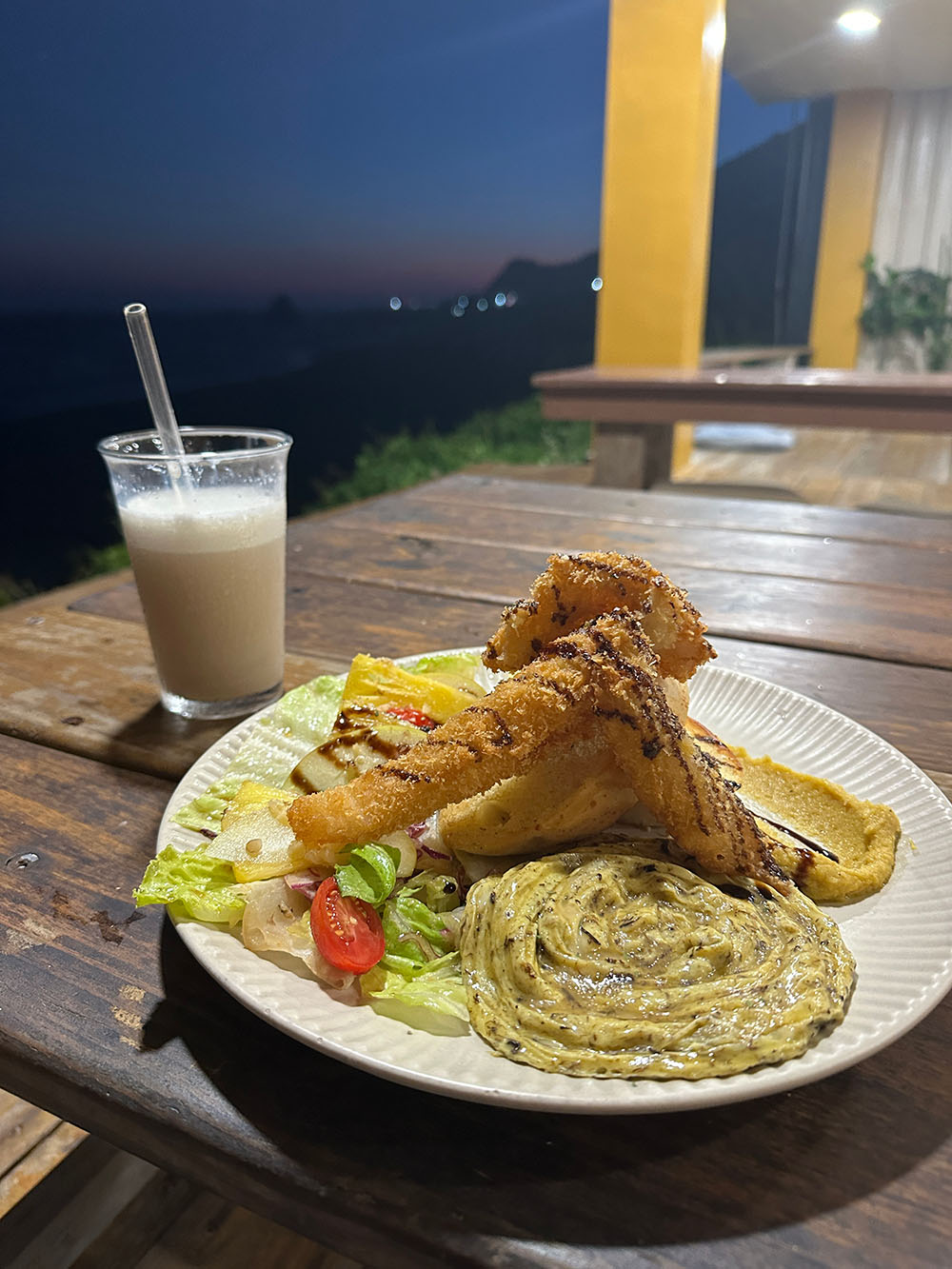 Lanyu Rover All Day Breakfast Sunset