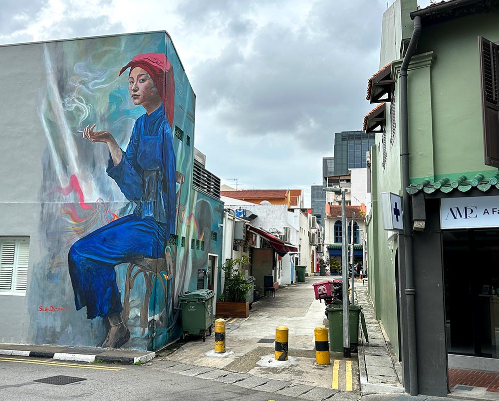 Singapore Street Art Chinatown Erskine Road Samsui Woman