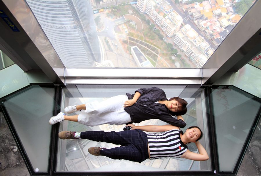 Xiamen Above Clouds Glass Floor Lying Down