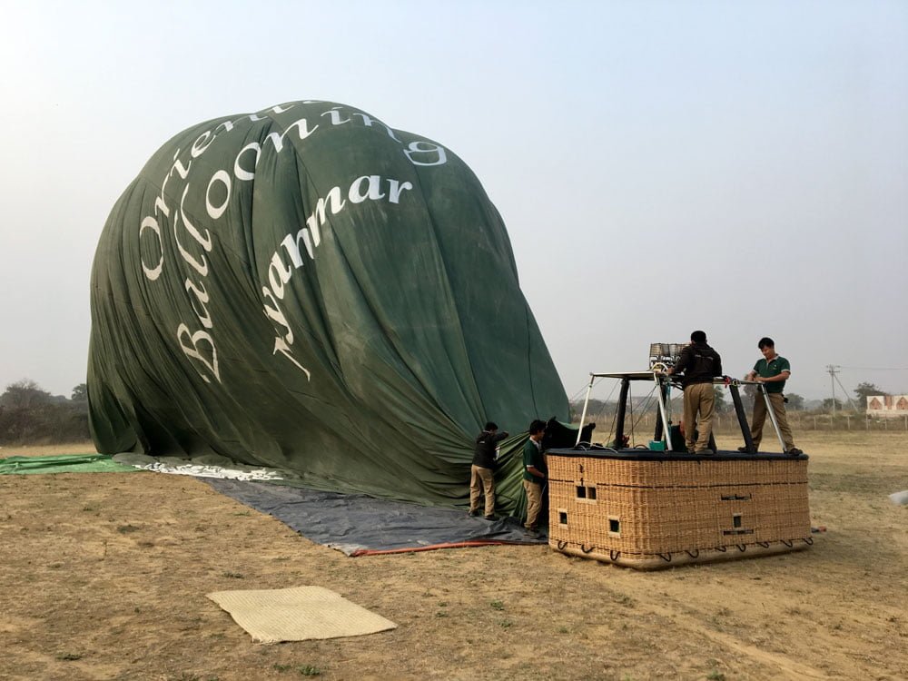 Bagan Ballooning Deflating