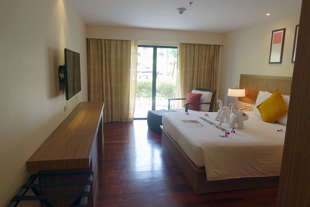 Novotel Phuket Surin Room Bed