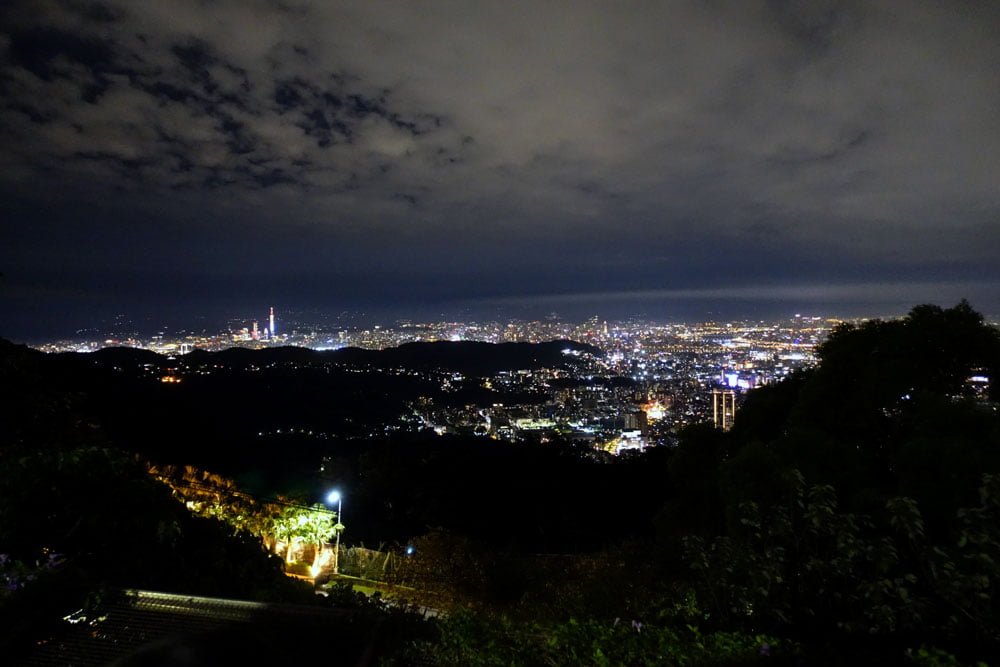 Night view of Taipei from the university viewpoint