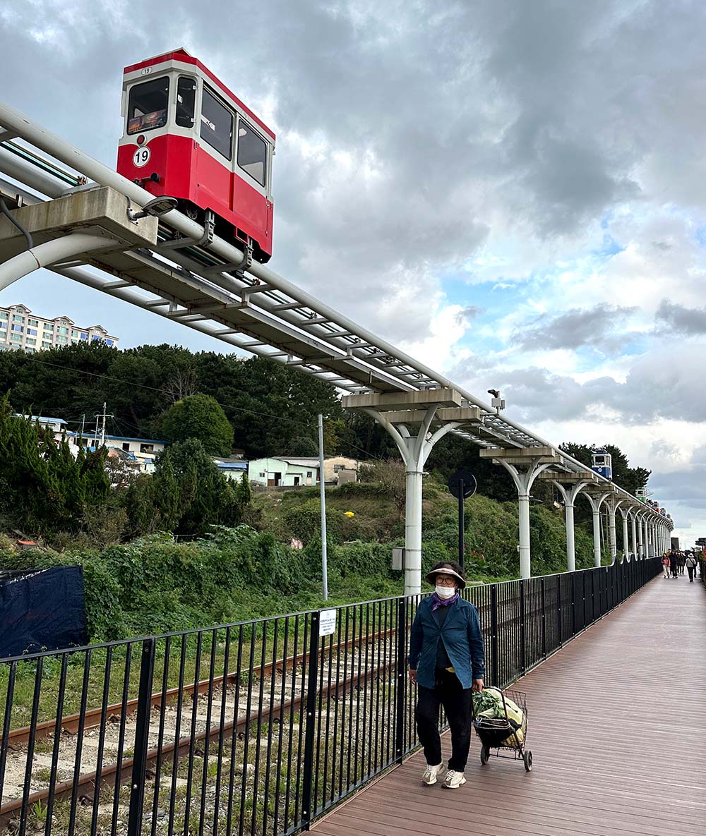 Busan Haeundae Mipo Blueline Park Path Sky Capsule