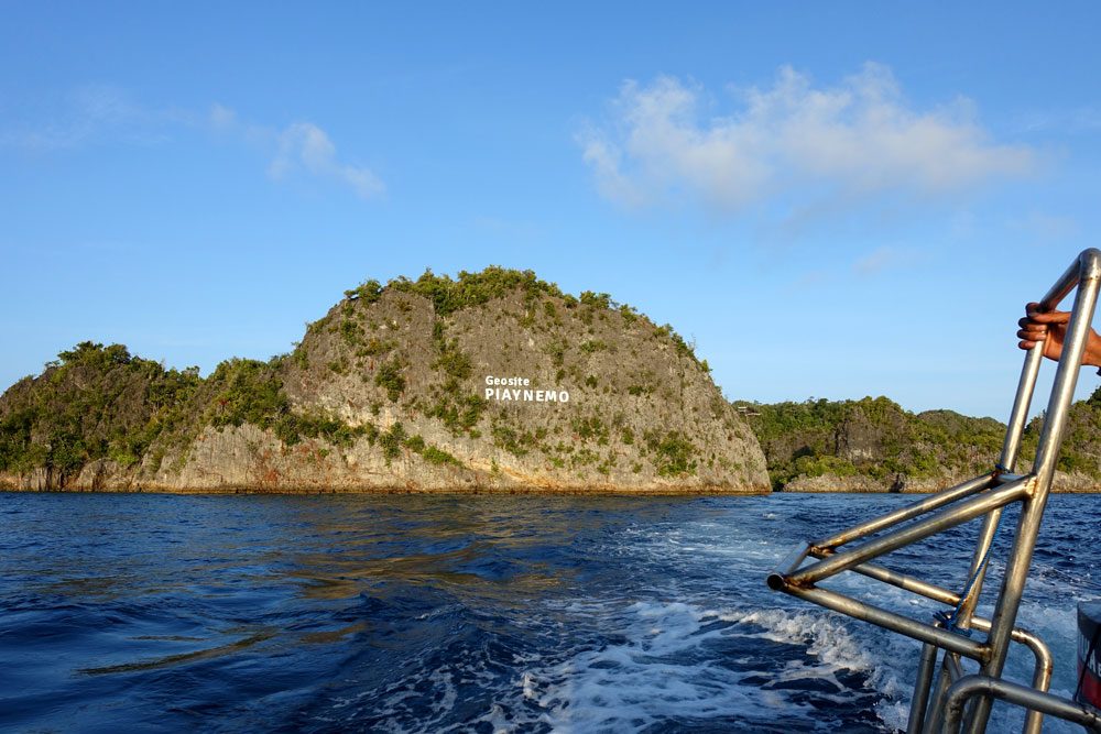 Raja Ampat Piaynemo Sign