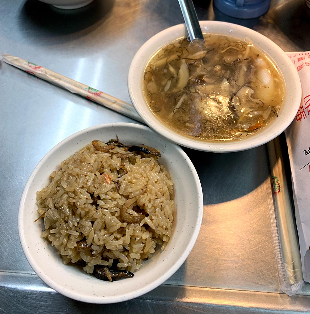 Keelung Miaokou Night Market Crab Thick Soup Glutinous Rice