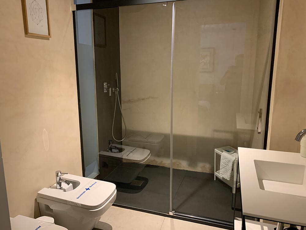 Seville Welldone Metropol Room Toilet