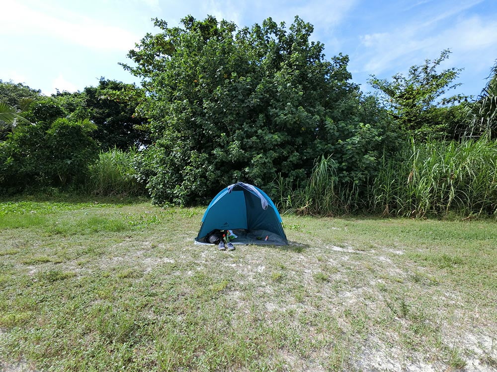 Lazarus Island Waterfront Tent