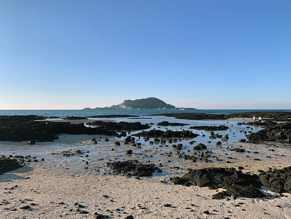 Jeju Geumneung Beach Biyangdo