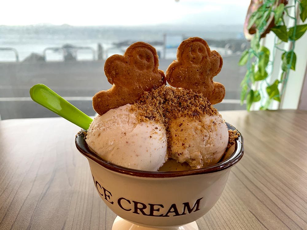 Jeju Udo Poyoyo Peanut Ice Cream