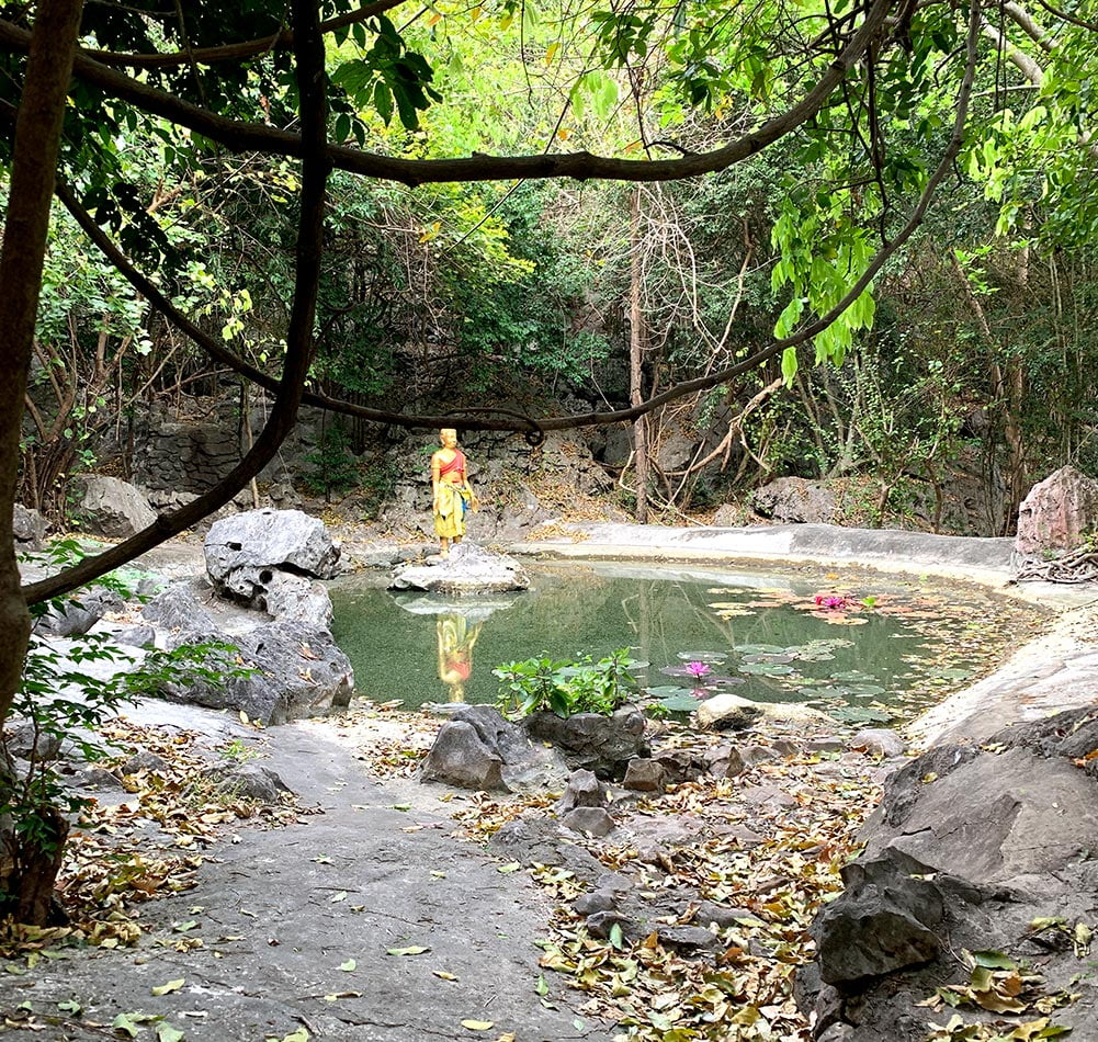 Cha Am Khao Nang Phanthurat Pond Phra Sang