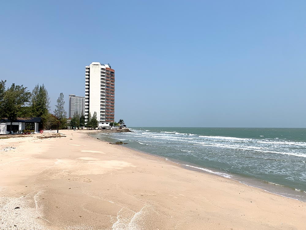 Cha Am Khrua Khiang Kluen Beach