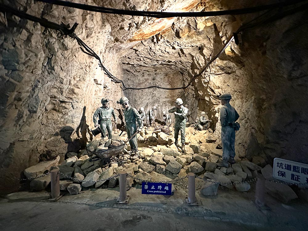 Matsu Nangan Beihai Tunnel Diorama