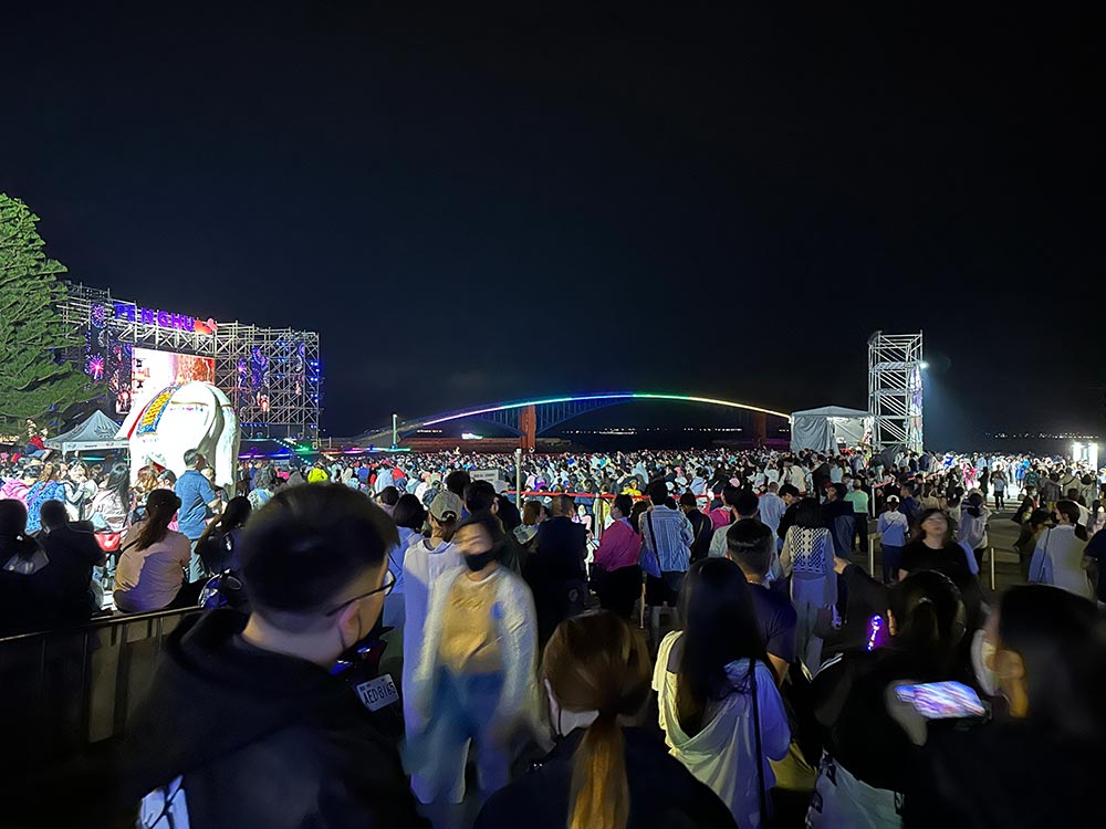 Penghu Magong Guanyinting Night Stage Crowd