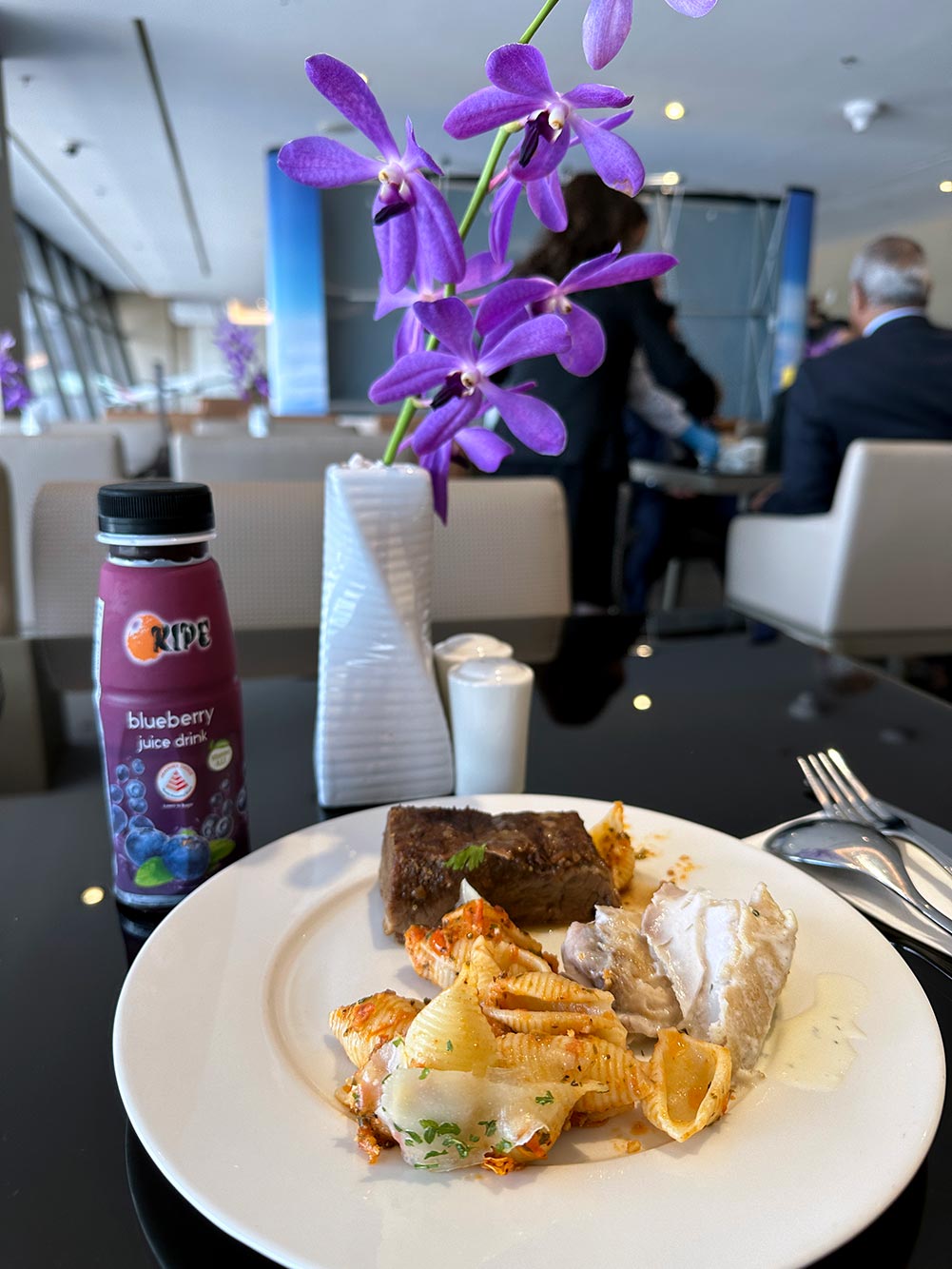 Emirates Lounge Plate Food