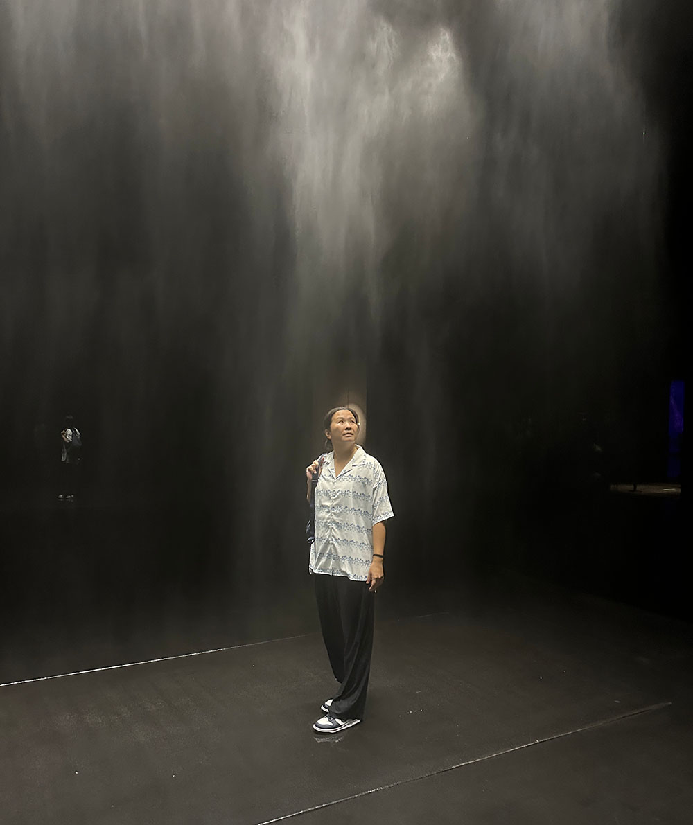 Busan Arte Museum Rain Room Me