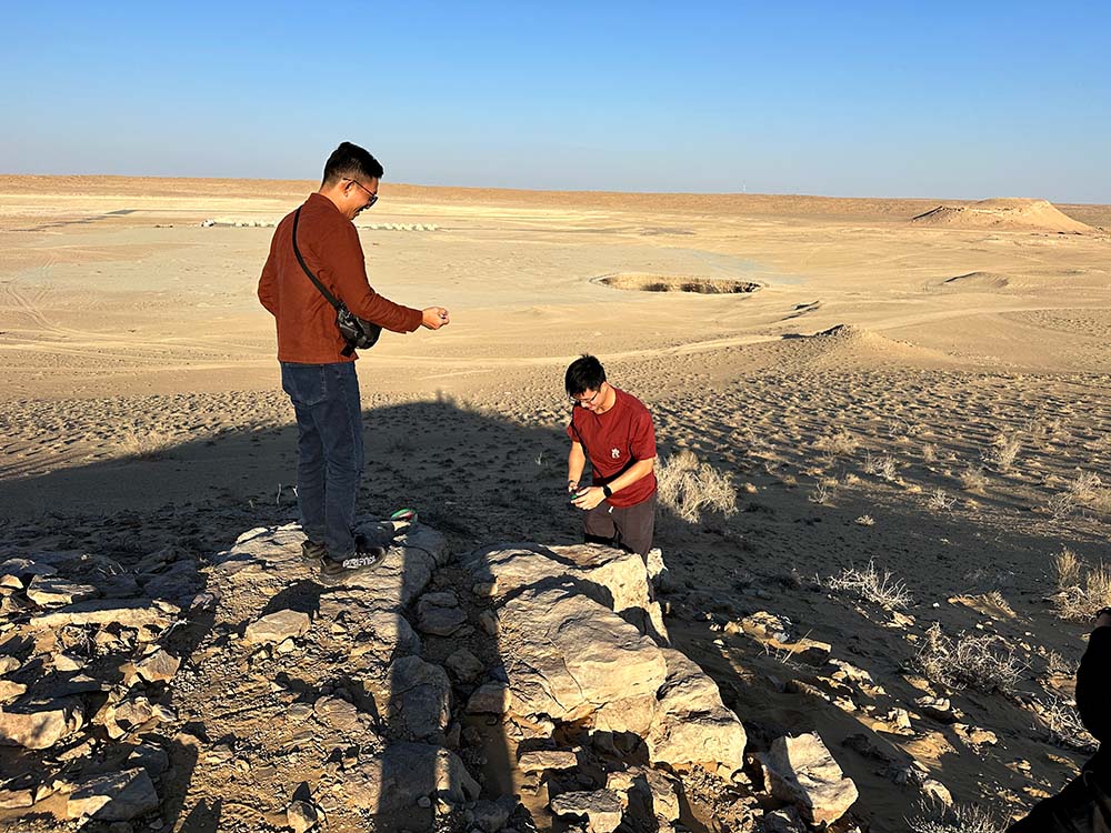 Turkmenistan Darvaza Gas Crater Geocache