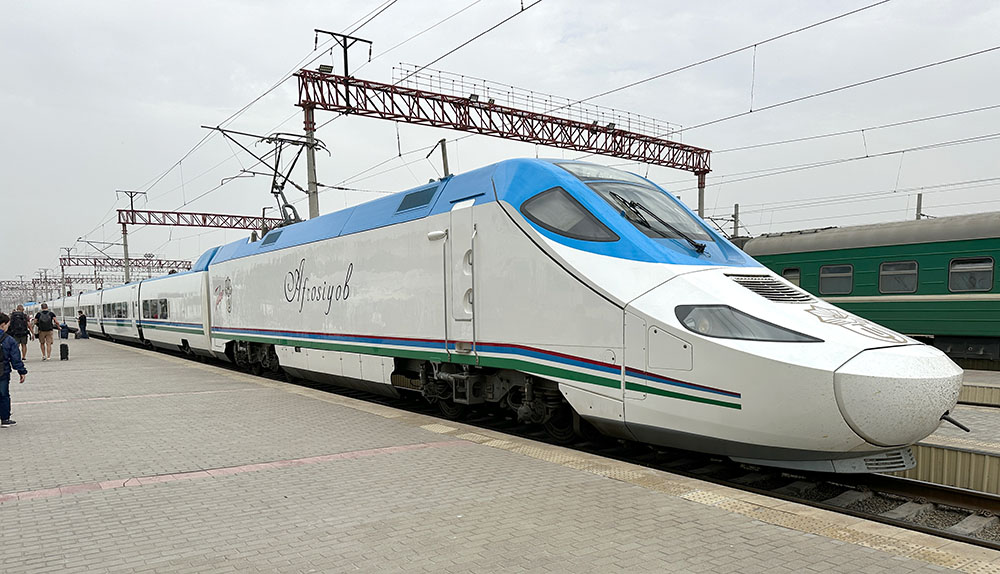 Uzbekistan Afrosiyob Train