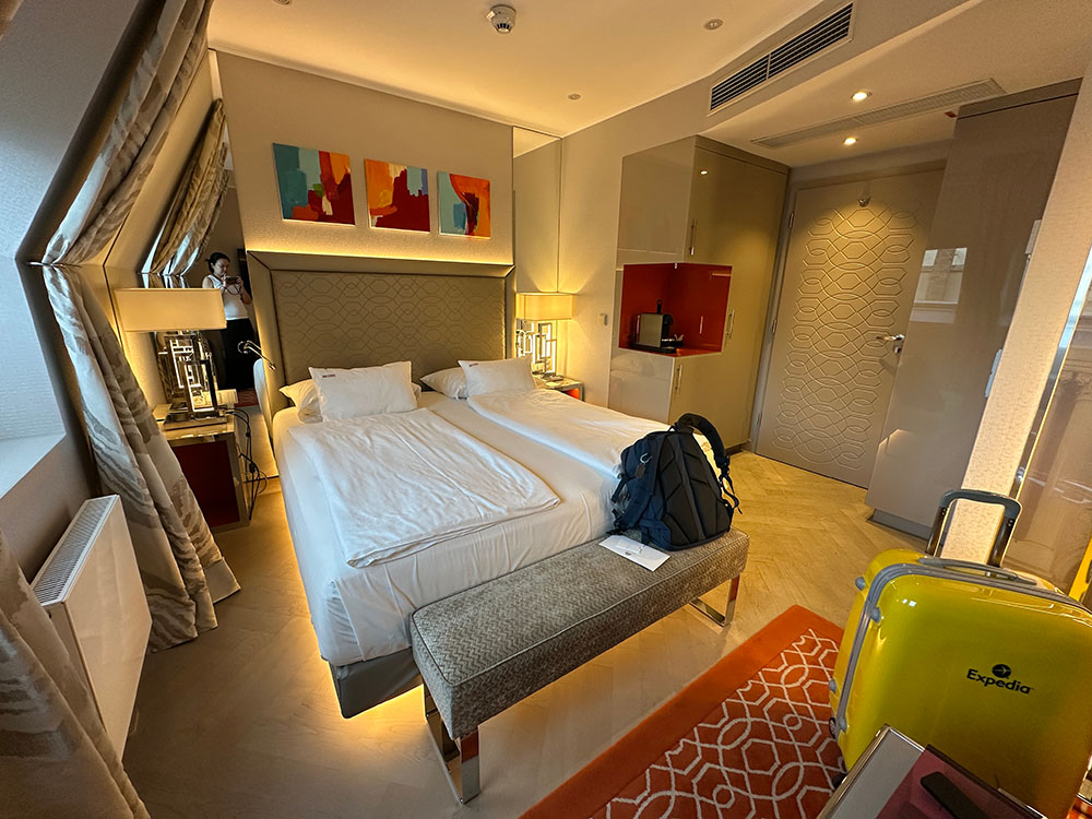Vienna Hotel Das Tyrol Room