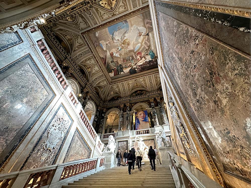 Vienna Kunsthistoriches Museum Entrance Stairway