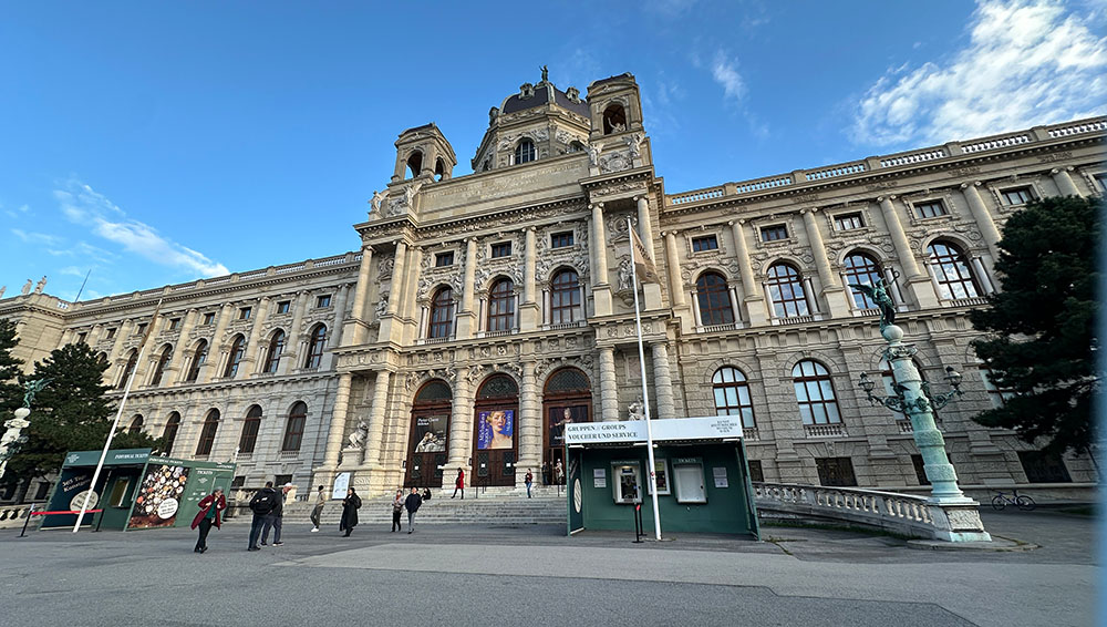 Vienna Kunsthistoriches Museum Exterior