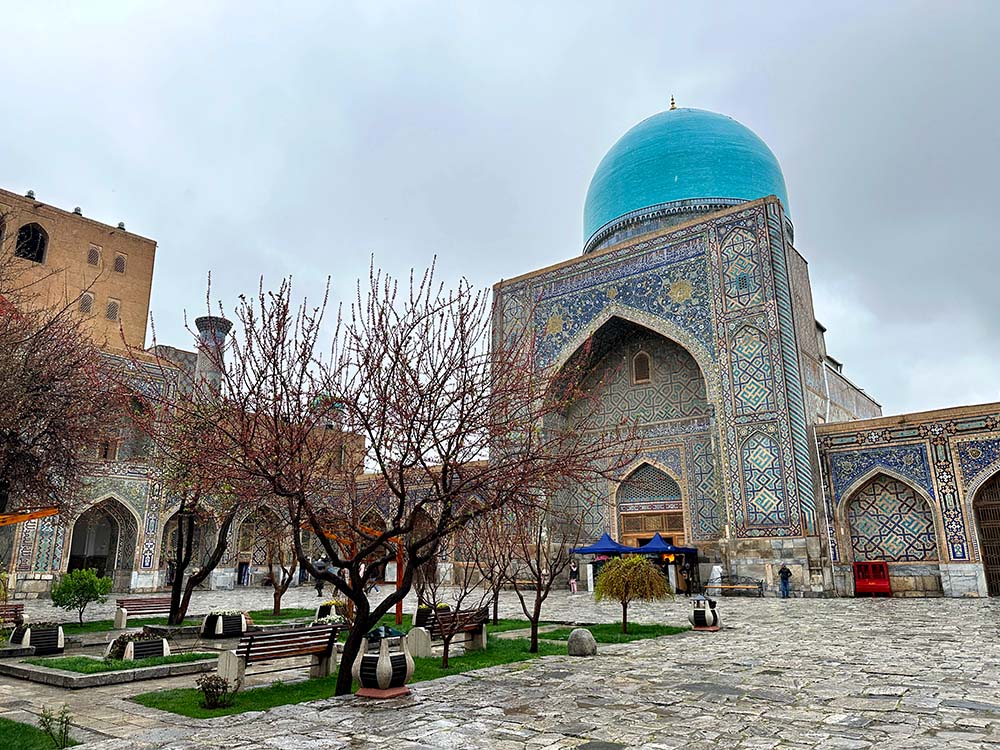 Uzbekistan Samarkand Tilya Kori Madrasah Courtyard