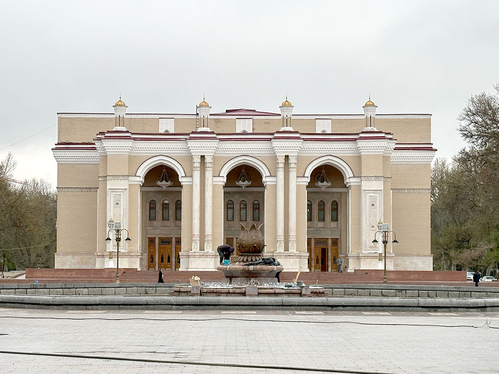 Uzbekistan Tashkent Alisher Navoiy Theatre Exterior