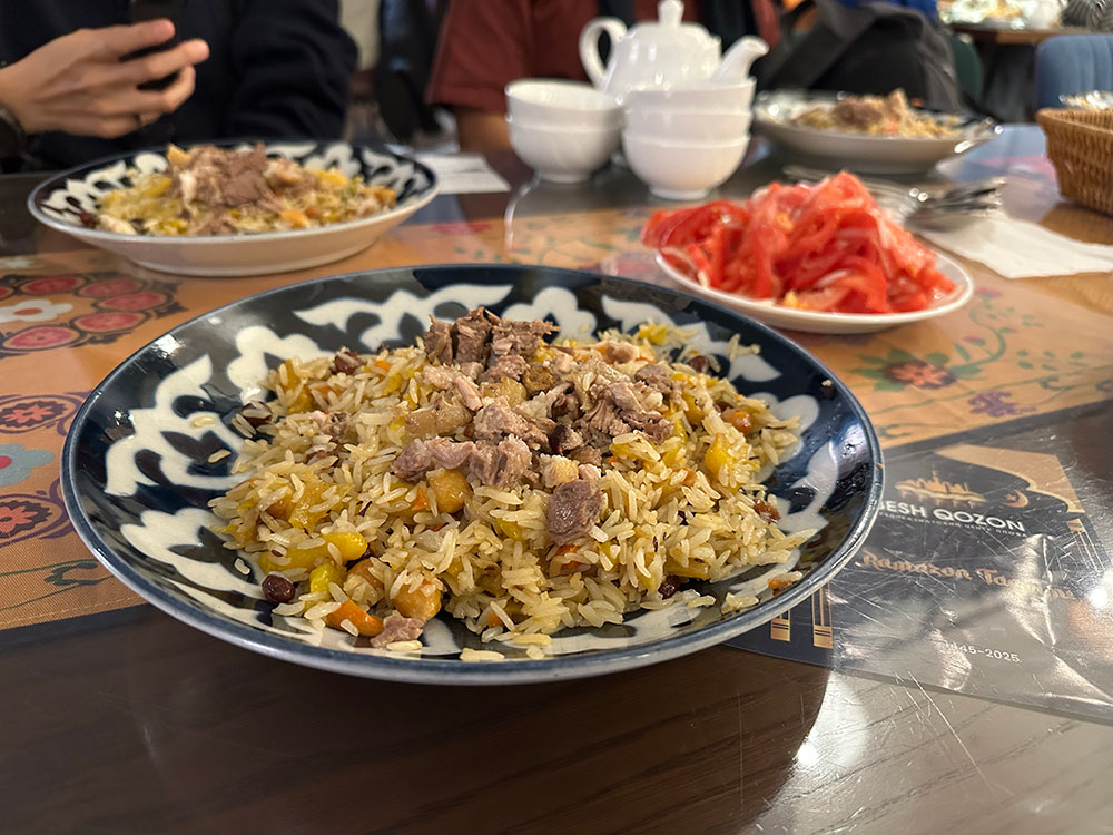 Uzbekistan Tashkent Besh Qozon Plov Plate