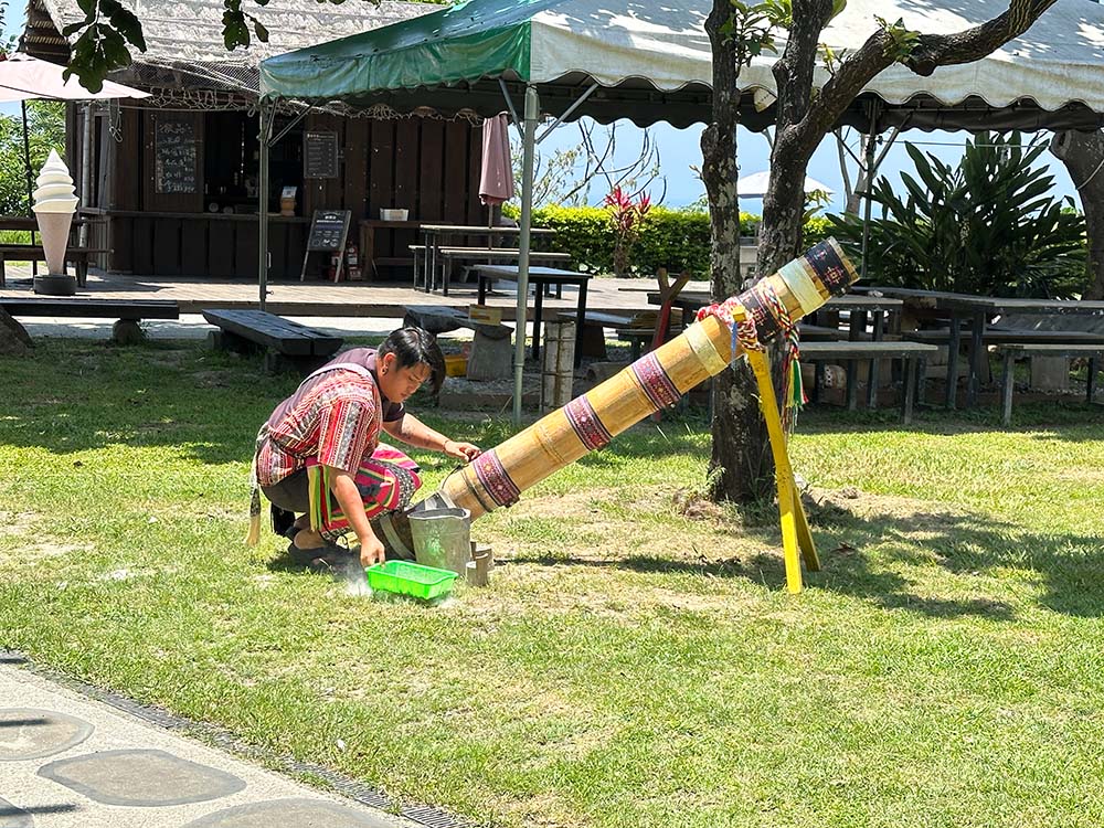 Taitung Amis Folk Centre Cannon