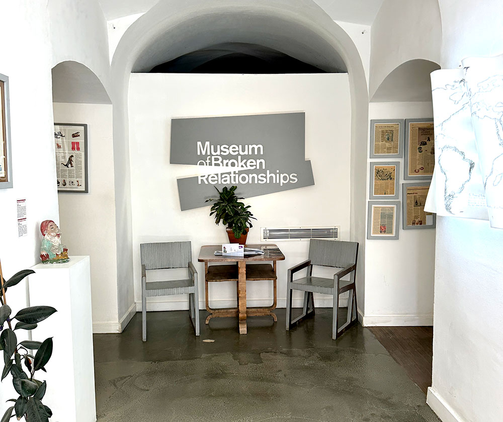 Zagreb Museum Broken Relationships Entrance