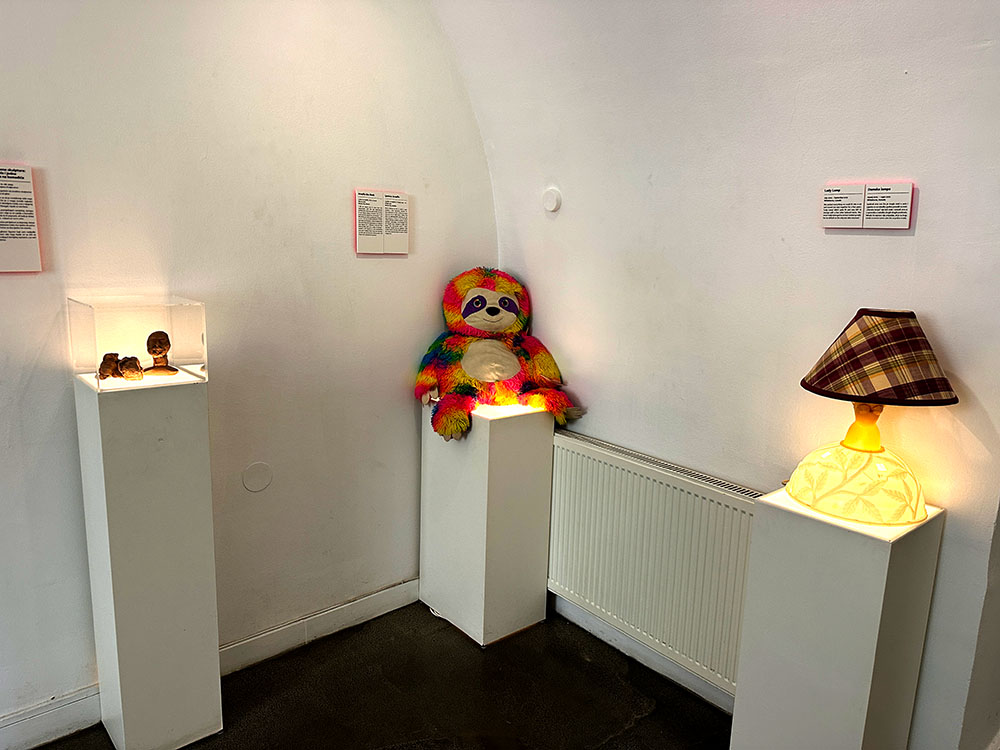Zagreb Museum Broken Relationships Objects