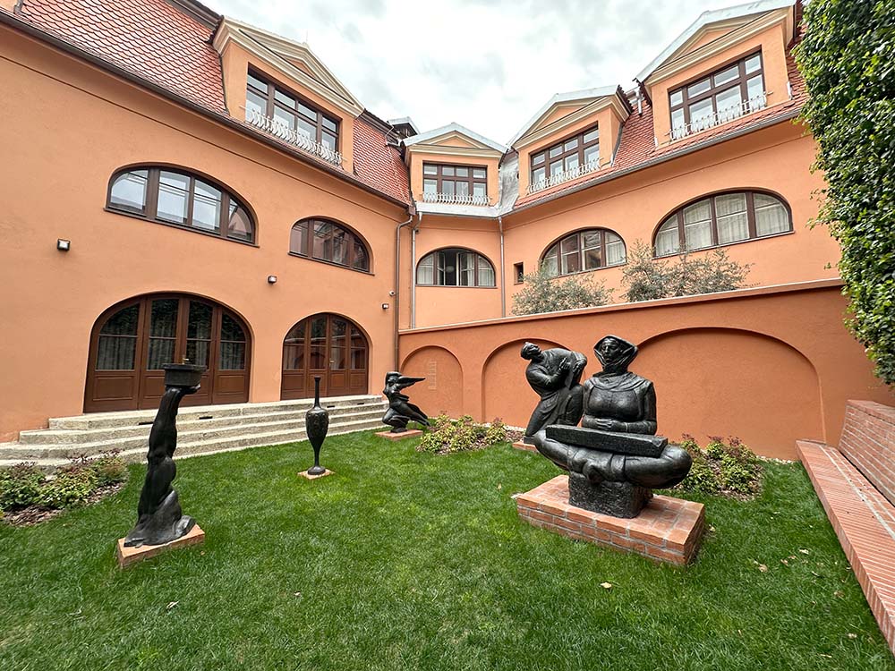 Zagreb Museum Mestrovic Atelier Garden Sculptures